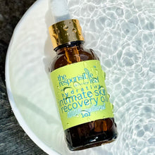 Load image into Gallery viewer, hydrating intimate skin recovery oil 1oz
