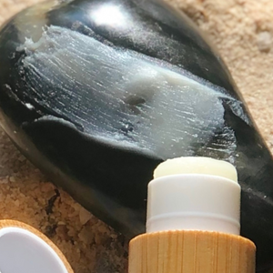 hydrating lavender balm .18oz